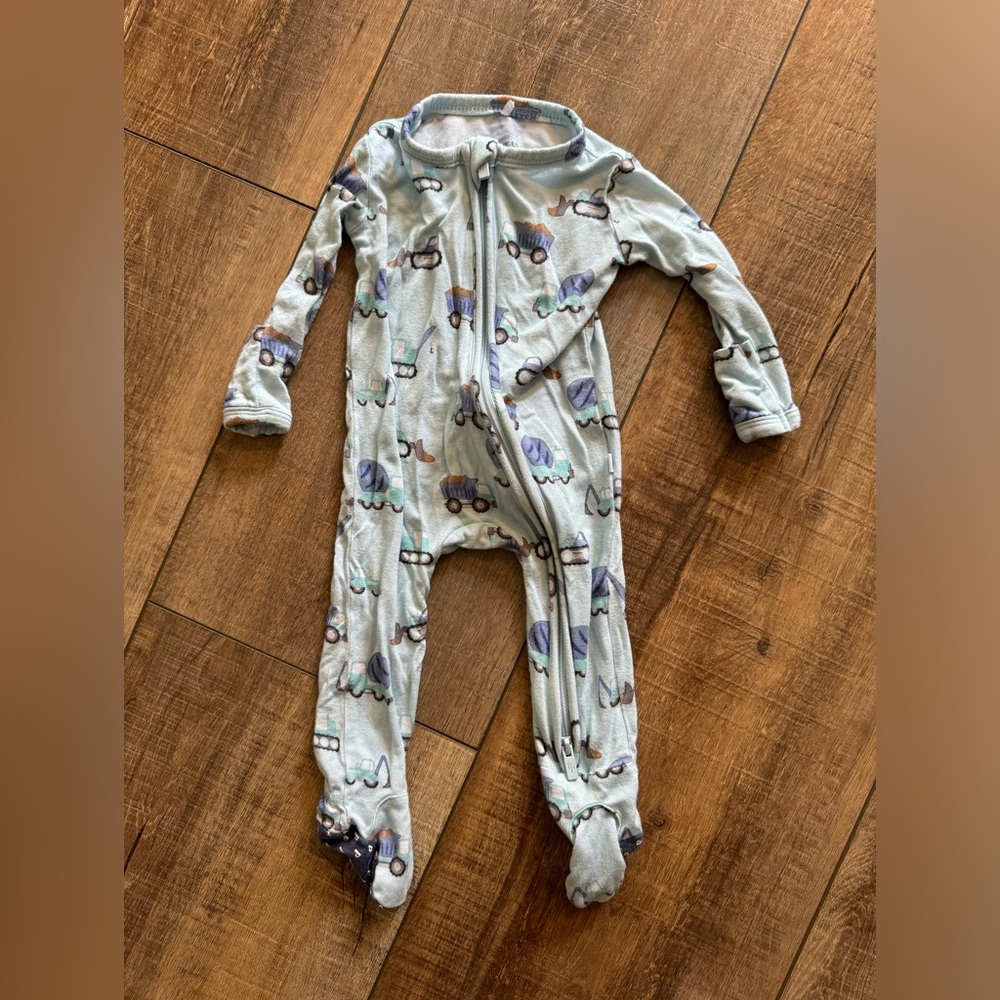 Posh peanut onesie pajamas